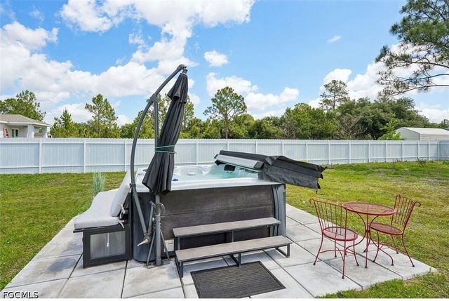 910 Richmond AVE N, Lehigh Acres, FL 33972