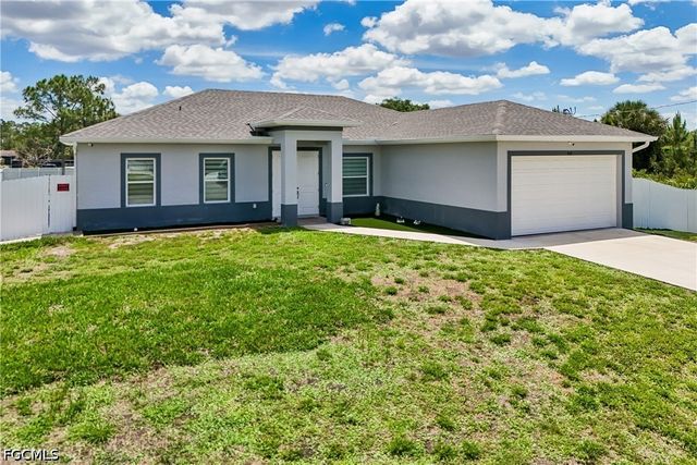 910 Richmond AVE N, Lehigh Acres, FL 33972