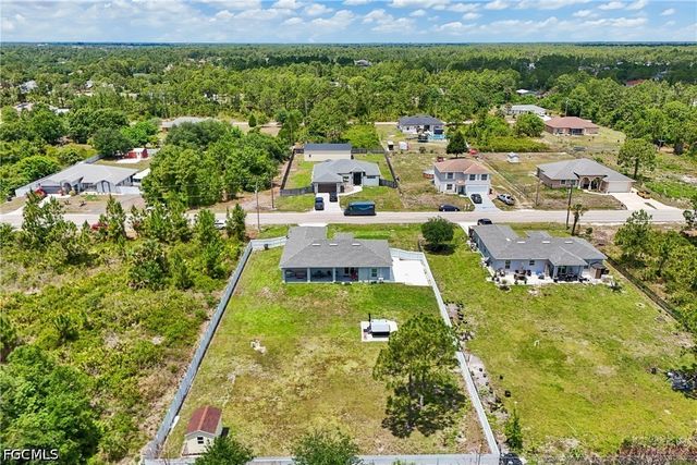 910 Richmond AVE N, Lehigh Acres, FL 33972