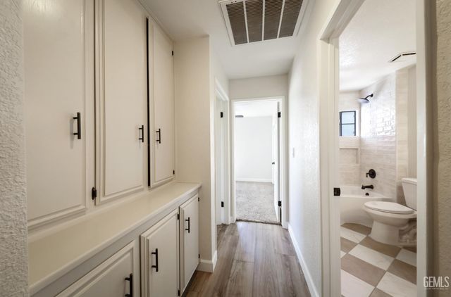 3800 Northgate Drive, Bakersfield, CA 93306