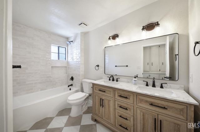 3800 Northgate Drive, Bakersfield, CA 93306