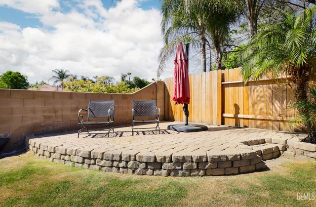 3800 Northgate Drive, Bakersfield, CA 93306