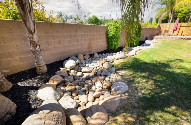 3800 Northgate Drive, Bakersfield, CA 93306