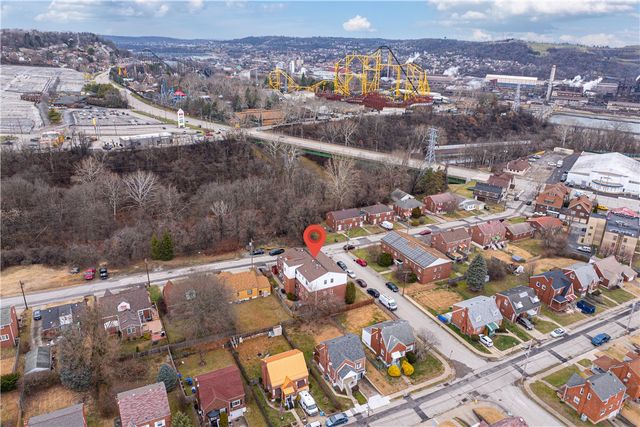 1111 Overland, Duquesne, PA 15110