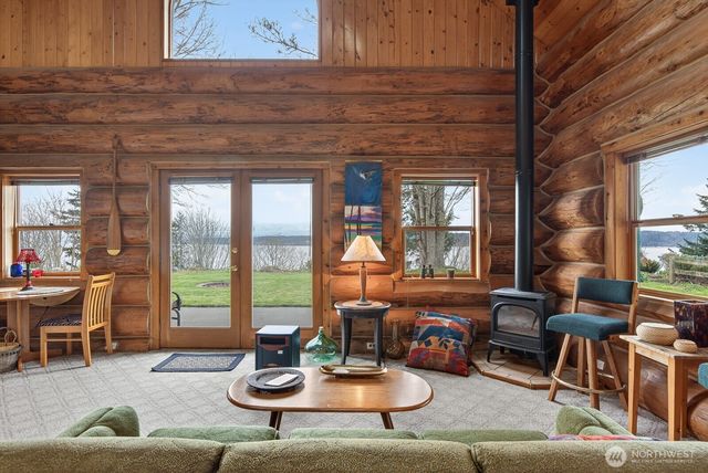 2945 Janet Avenue, Camano Island, WA 98282