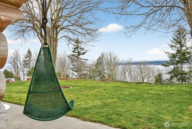 2945 Janet Avenue, Camano Island, WA 98282