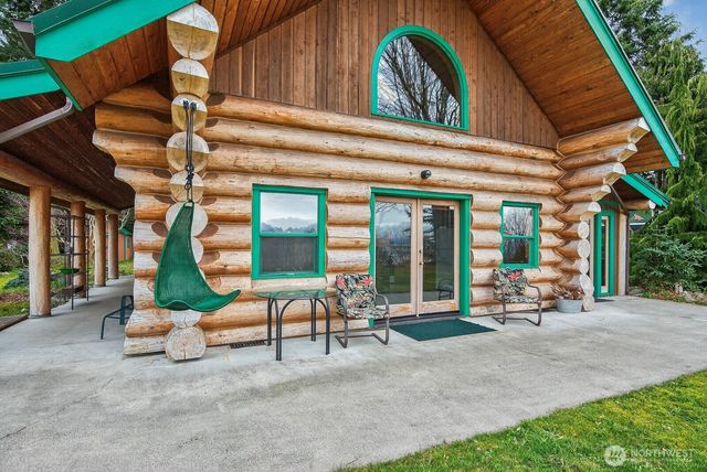 2945 Janet Avenue, Camano Island, WA 98282
