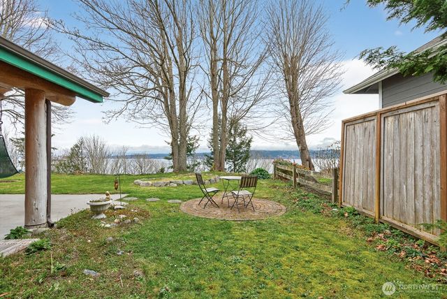 2945 Janet Avenue, Camano Island, WA 98282
