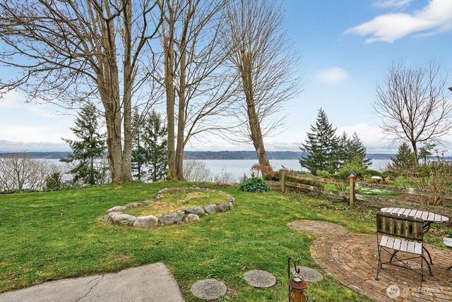 2945 Janet Avenue, Camano Island, WA 98282