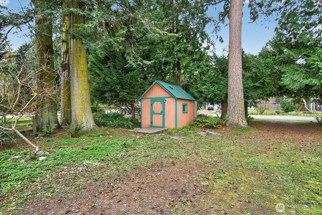 2945 Janet Avenue, Camano Island, WA 98282