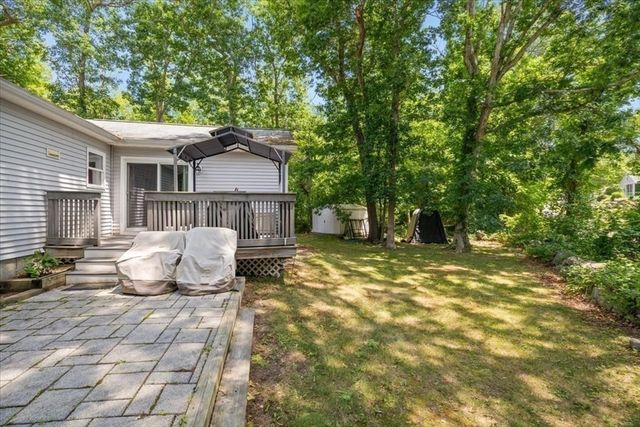 418 Webster St, Hanover, MA 02339