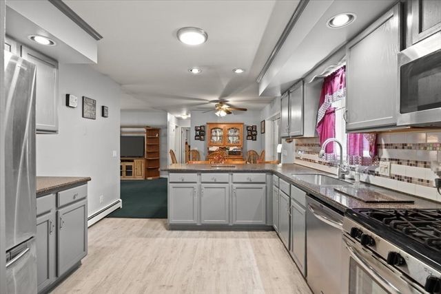 418 Webster St, Hanover, MA 02339