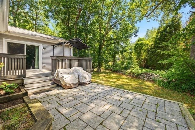 418 Webster St, Hanover, MA 02339
