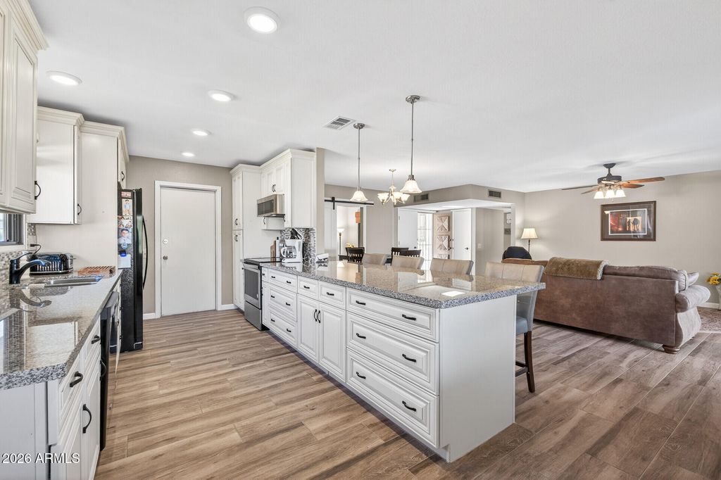 13614 W Echo Mesa Drive, Sun City West, AZ 85375