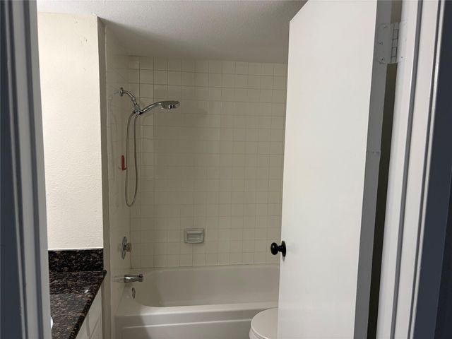 14555 Wunderlich Drive 3305, Houston, TX 77069