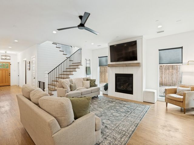 972 Meadow Bend Loop S, Grapevine, TX 76051