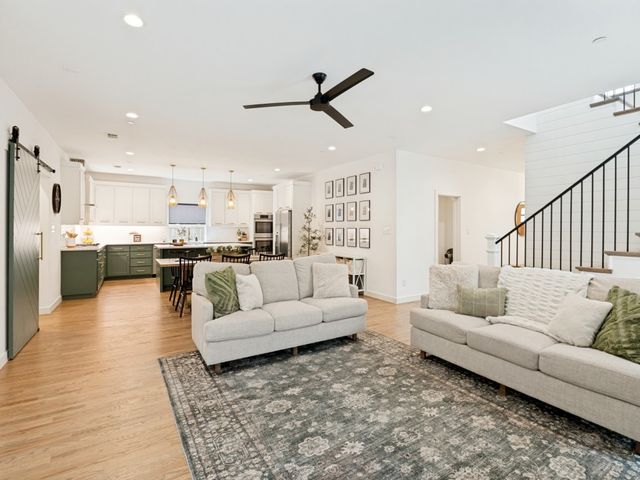 972 Meadow Bend Loop S, Grapevine, TX 76051