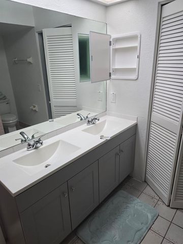 2668 BENTLEY DRIVE, Palm Harbor, FL 34684