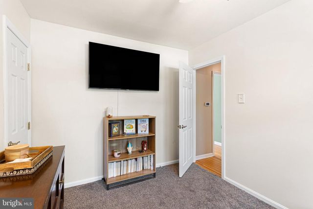 725 W 3RD AVE, Runnemede, NJ 08078