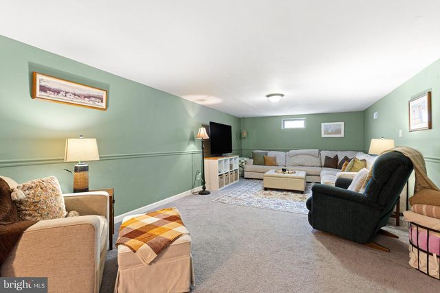 725 W 3RD AVE, Runnemede, NJ 08078