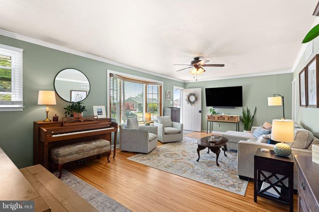 725 W 3RD AVE, Runnemede, NJ 08078