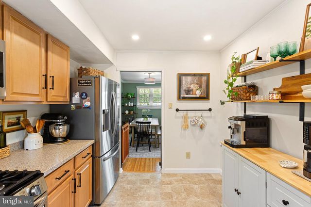 725 W 3RD AVE, Runnemede, NJ 08078