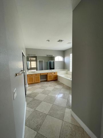 2225 E Detroit Street, Chandler, AZ 85225