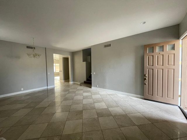 2225 E Detroit Street, Chandler, AZ 85225