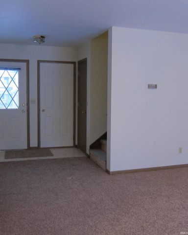 1040 N Forest View Drive, Ellettsville, IN 47429