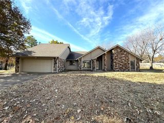 5305 Bonney Drive, Edmond, OK 73034