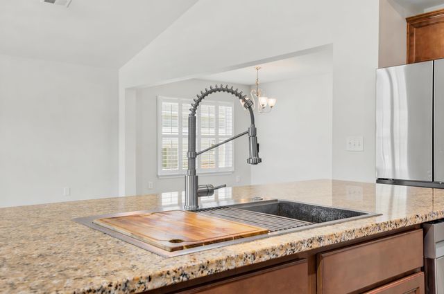 812 Sweeney Dr., Little River, SC 29566