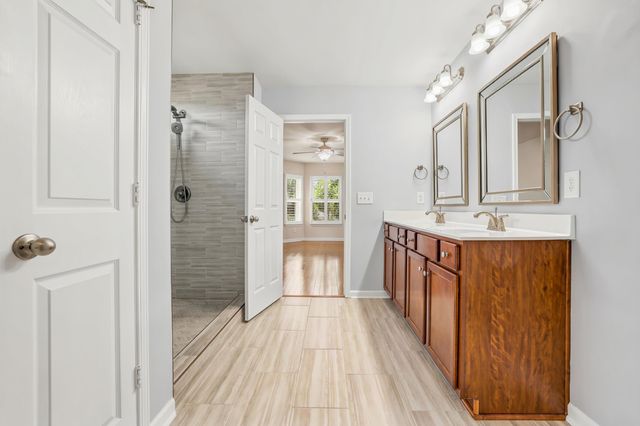 812 Sweeney Dr., Little River, SC 29566
