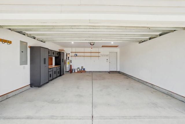 812 Sweeney Dr., Little River, SC 29566