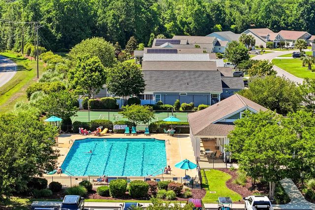 812 Sweeney Dr., Little River, SC 29566