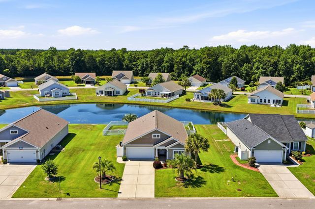 812 Sweeney Dr., Little River, SC 29566