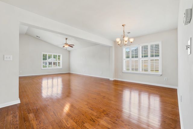 812 Sweeney Dr., Little River, SC 29566