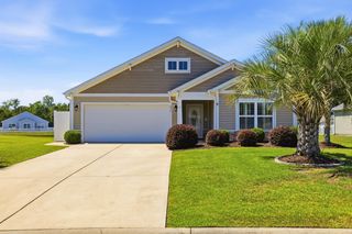 812 Sweeney Dr., Little River, SC 29566