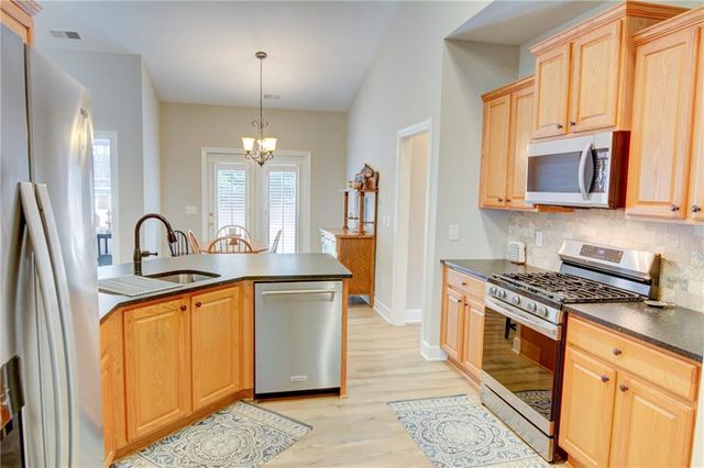 130 Oak Haven Drive, Canton, GA 30115