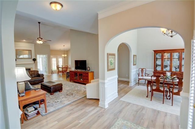 130 Oak Haven Drive, Canton, GA 30115