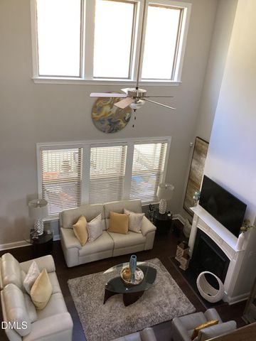 4909 Sunset Stream Drive, Fuquay Varina, NC 27526