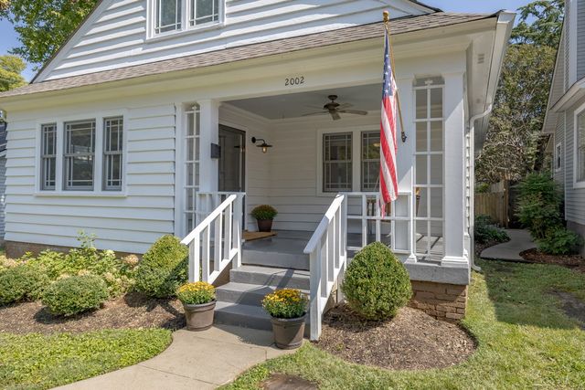 2002 18th Ave, S, Nashville, TN 37212