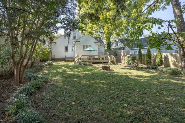 2002 18th Ave, S, Nashville, TN 37212