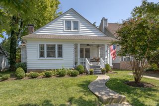 2002 18th Ave, S, Nashville, TN 37212