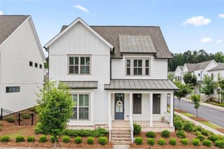 993 HARVEST PARK Lane, Suwanee, GA 30024