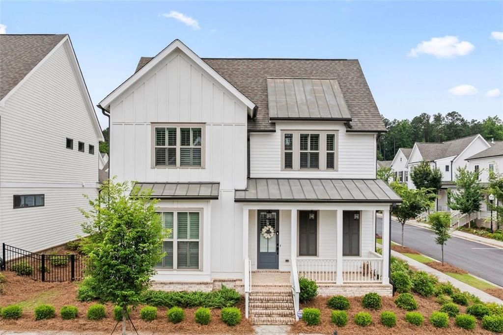 993 HARVEST PARK Lane, Suwanee, GA 30024