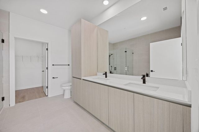 2209 S 1st ST 237, Austin, TX 78704