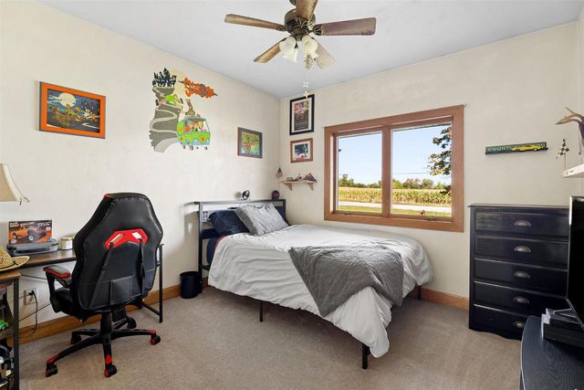 W5851 COUNTY ROAD O, Appleton, WI 54913