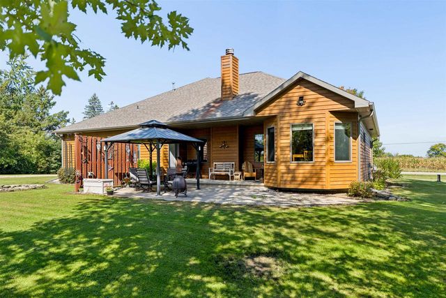 W5851 COUNTY ROAD O, Appleton, WI 54913