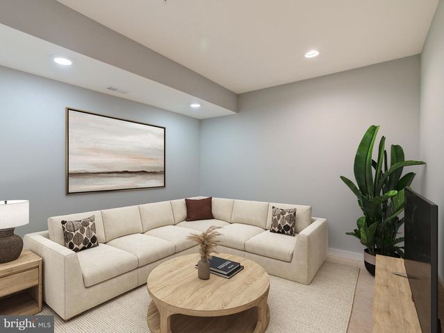 719 CANTRELL ST, Philadelphia, PA 19148