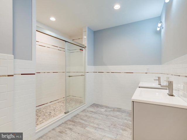 719 CANTRELL ST, Philadelphia, PA 19148